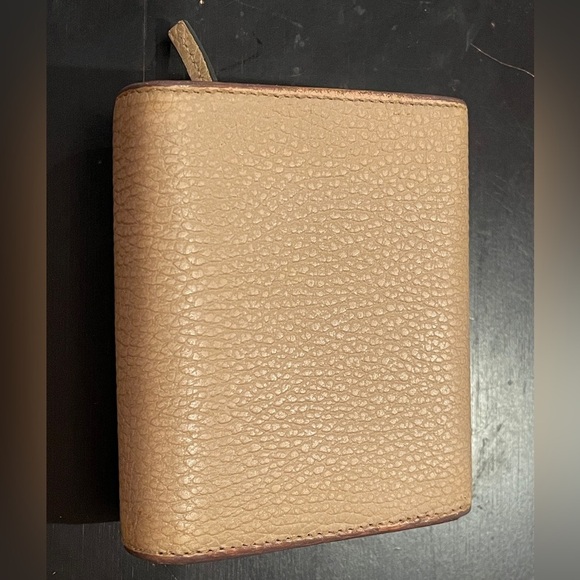 Gucci Beige Leather Wallet - FULL INCLUSION - Picture 3 of 14